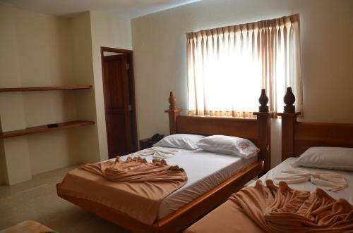 Hotel Hostal La Heroica