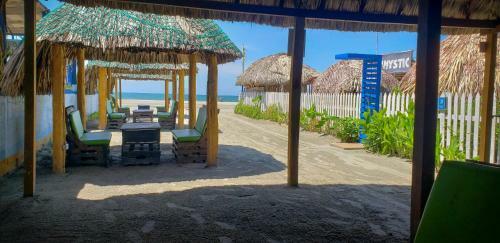 North Beach - Hotel Restaurante Bar
