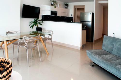 Apartamento Apto de 2 Cuartos Con Piscina Y Mar