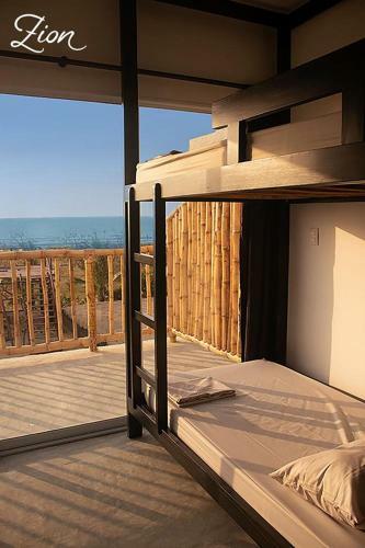 Albergue Zion Beach House