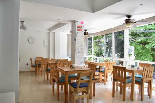 Bike Dive Hostel