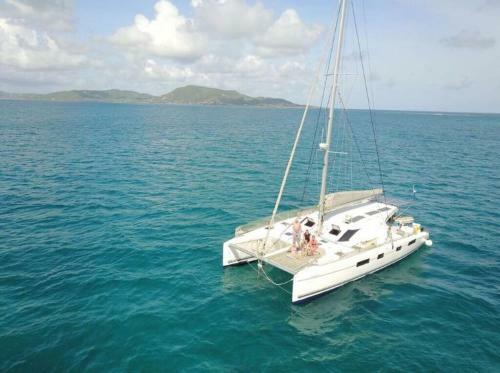 Catamaran 48