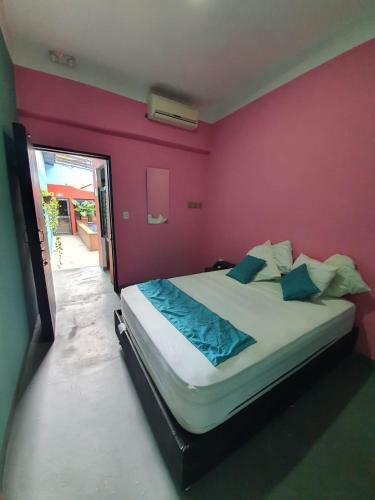 Hostal Birds Hostel