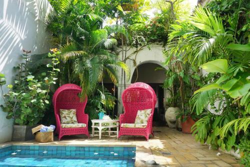 Charming 4br House W/pool In Downtown Near Beaches & Churches