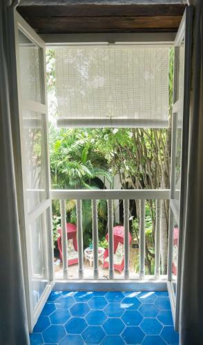 Charming 4br House W/pool In Downtown Near Beaches & Churches