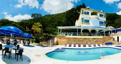 Hotel Giron Campestre
