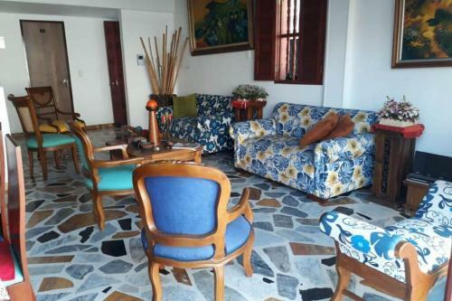 Cuarto Con Ba�o Privado Y Piscina