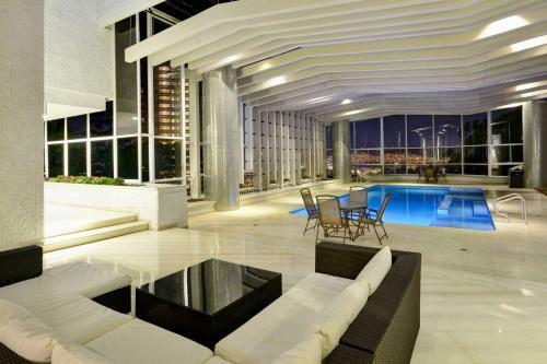 Villa Stunning Penthouse With Indoor Heated Pool