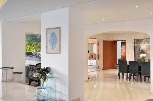 Villa Stunning Penthouse With Indoor Heated Pool