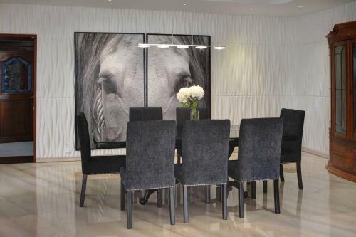 Villa Stunning Penthouse With Indoor Heated Pool