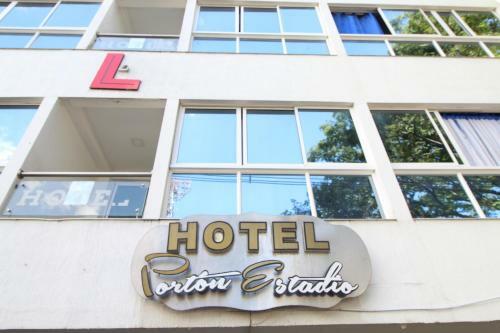 Hotel Port�n Estadio