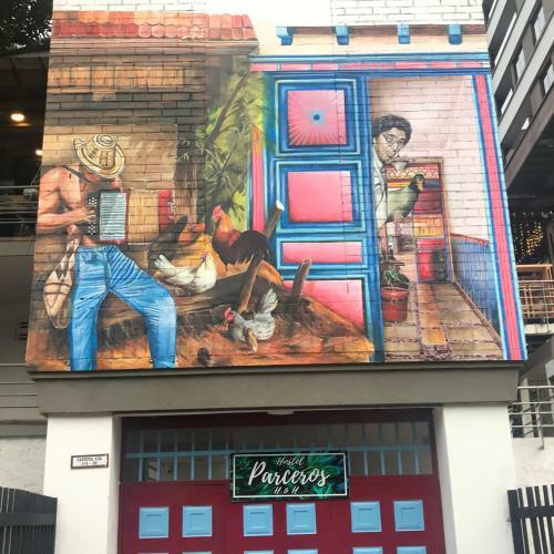 Hostal Parceros Med Hostel