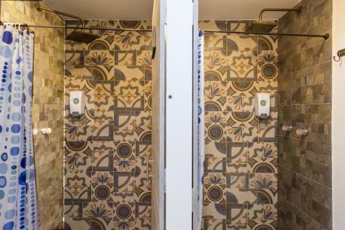 Hostal Parceros Med Hostel