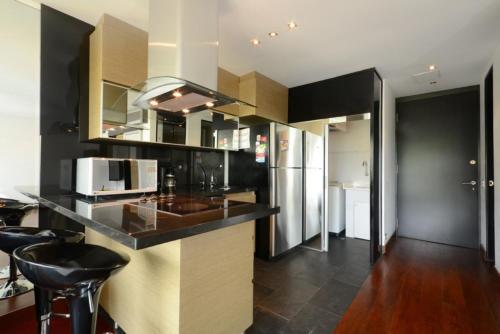 Apartamento Modern Studio - Pool, Gym - Near Everything.