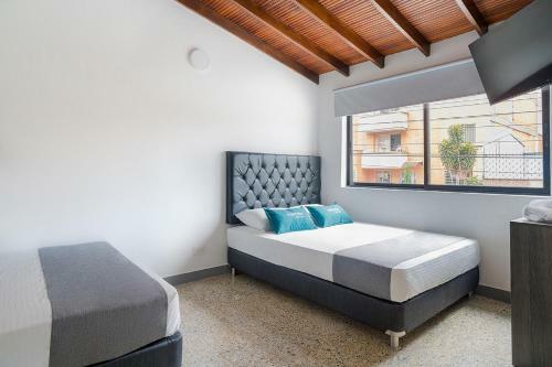 Hotel Ayenda Urbano 70