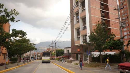 Lodge Apartaestudio Loft Comodo Belen, Frente Metroplus