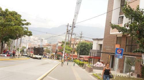 Lodge Apartaestudio Loft Comodo Belen, Frente Metroplus