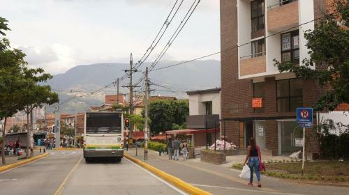 Lodge Apartaestudio Loft Comodo Belen, Frente Metroplus