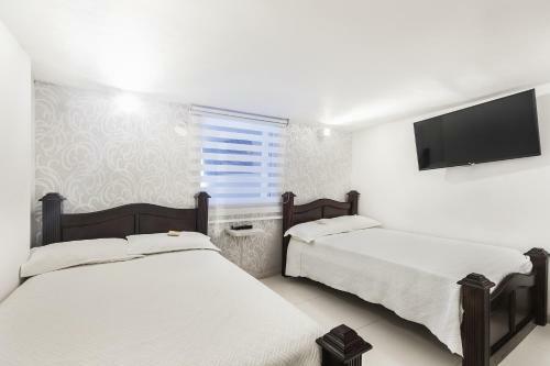 3h Hotel Av 70