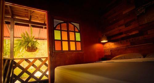 Albergue La Caba�a Musical