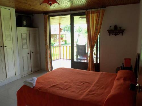 Hostal Rural Accommodation Los Cerezos
