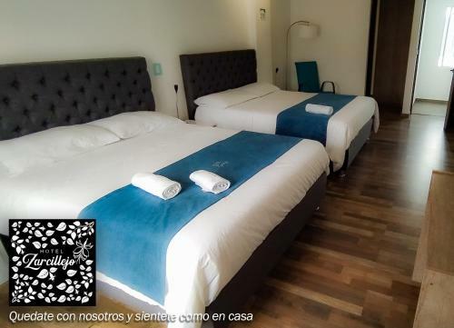 Hotel Zarcillejo