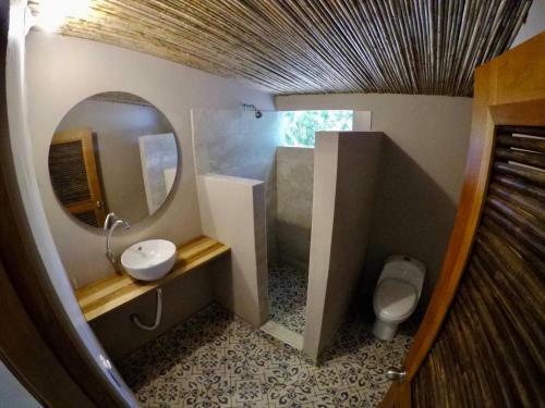 Hostal Coco Beach Palomino Hostel