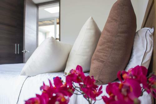 Terrojo - Villa de Lujo Jacuzzi 3 Habitaciones Con Ba�o Privado