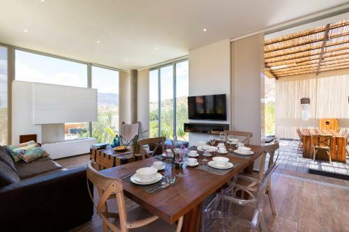 Terrojo - Villa de Lujo Jacuzzi 3 Habitaciones Con Ba�o Privado