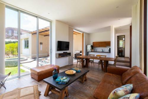 Terrojo - Villa de Lujo Jacuzzi 3 Habitaciones Con Ba�o Privado