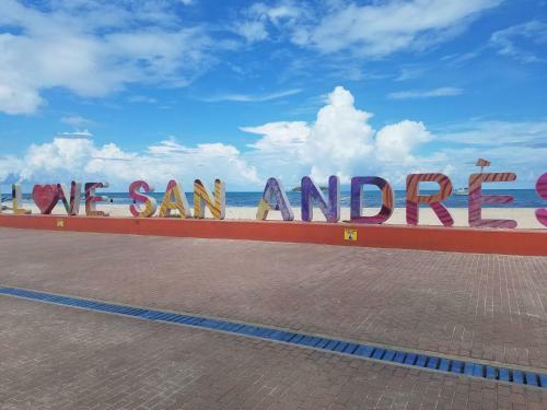 Posada Caba�as Con Piscina Y Jacuzzi En San Andres