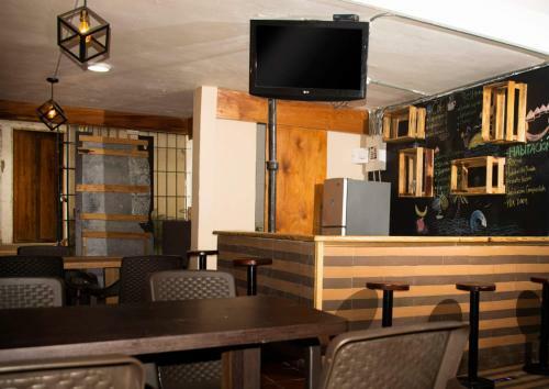 Hostal Feeling Hostel & Coworking