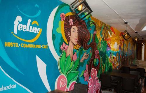 Hostal Feeling Hostel & Coworking