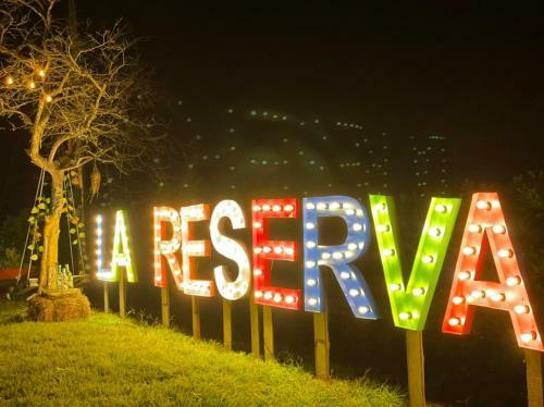 Hotel La Reserva Caba�as