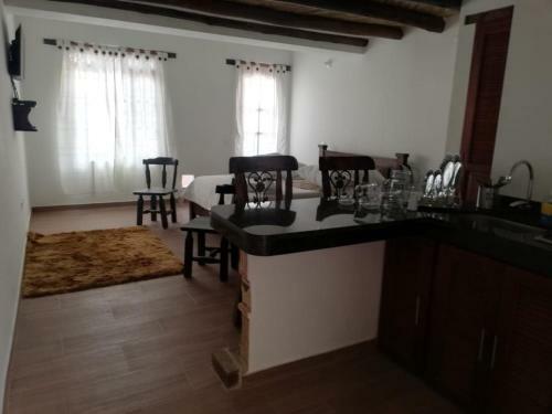 Aparta Suites Cemandy