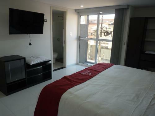 Hotel Business Center