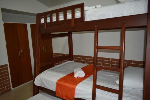 Hotel Club Bella Suiza - Carlos Ossa Escobar