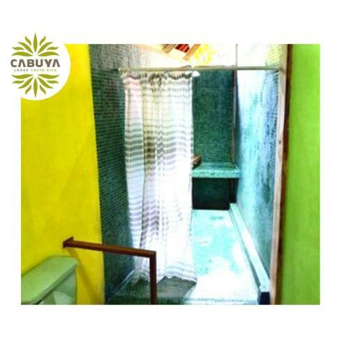 Cabuya Lodge