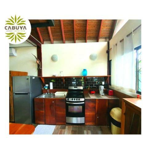 Cabuya Lodge