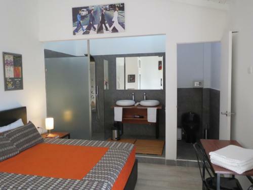 Hostal Casa Azul La Garrucha
