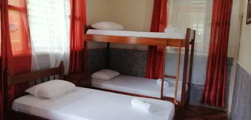 Kingfisher Lodge & Tours