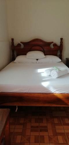 Kingfisher Lodge & Tours