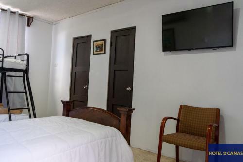 Hotel Ca�as