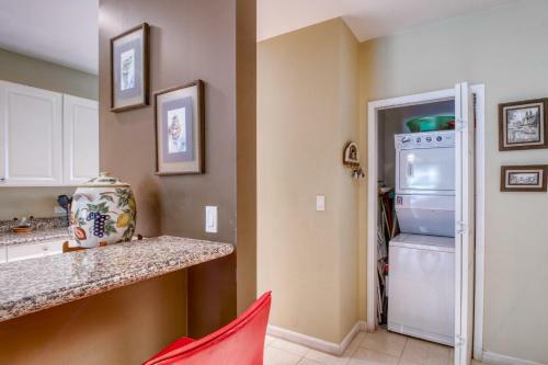 Pacific Private Residence Club 1105
