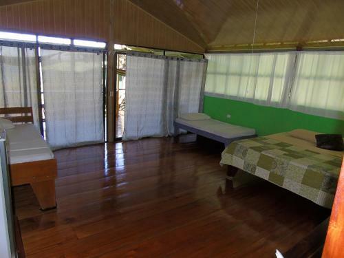 Hostal Bungalow With Sea View