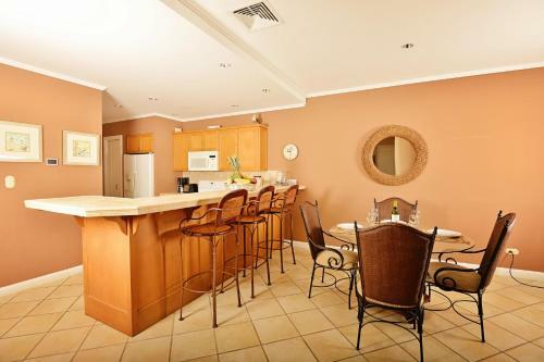 Apartamento Los Suenos Resort Del Mar 3e, Golf Cart Included