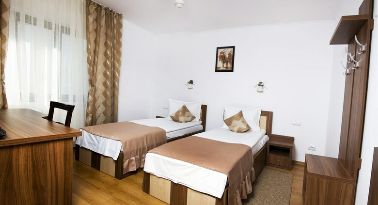 Hostal Pensiunea Transilvania