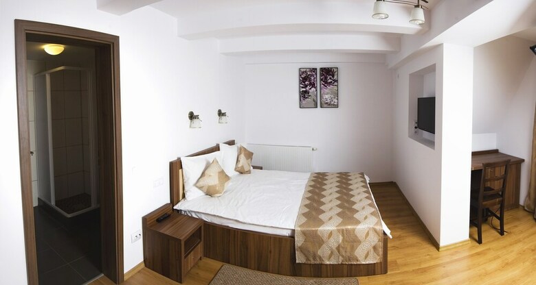 Hostal Pensiunea Transilvania