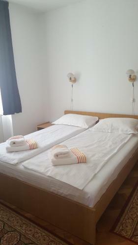 Hostal Pensiunea Podul Minciunilor