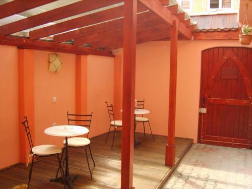 Hostal Pensiunea Podul Minciunilor